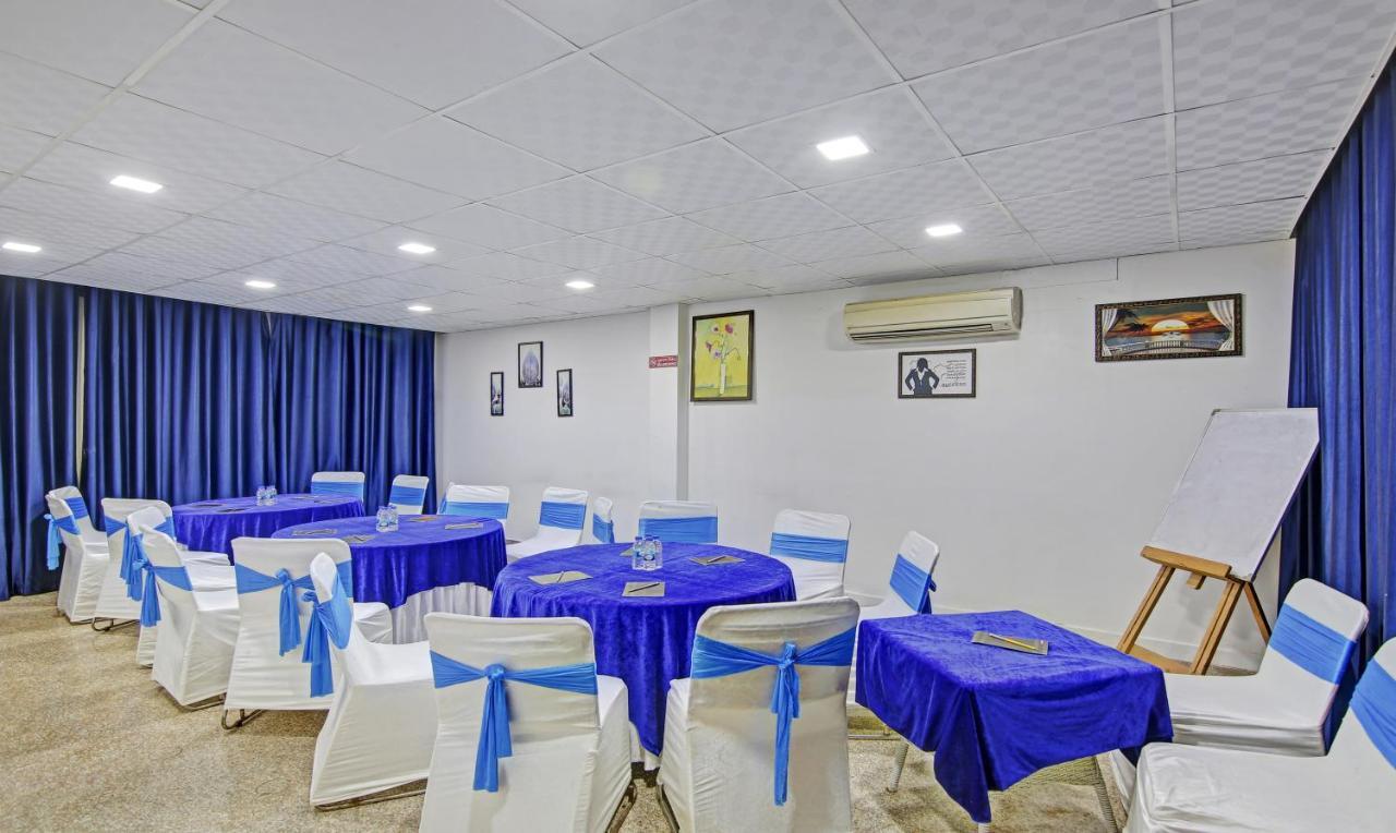 Dreamz Hospitality Gurgaon Hotel Buitenkant foto